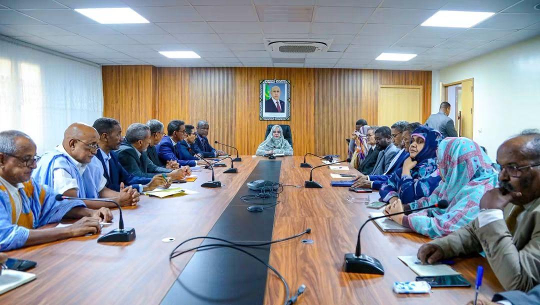 وزيرة التربية تبحث مع المديرين الجهويين واقع العملية التربوية وتحدياتها