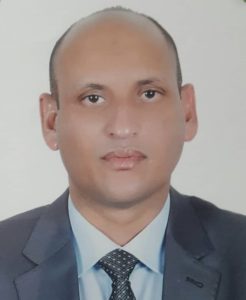 الدكتور/ محمد ولد عابدين. أستاذ جامعي و كاتب صحفي  
